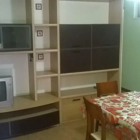 Monolocale 5 Posti Letto 아파트 *